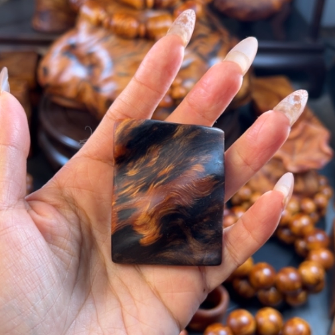 【闪购商品】松木（琥珀木）把件