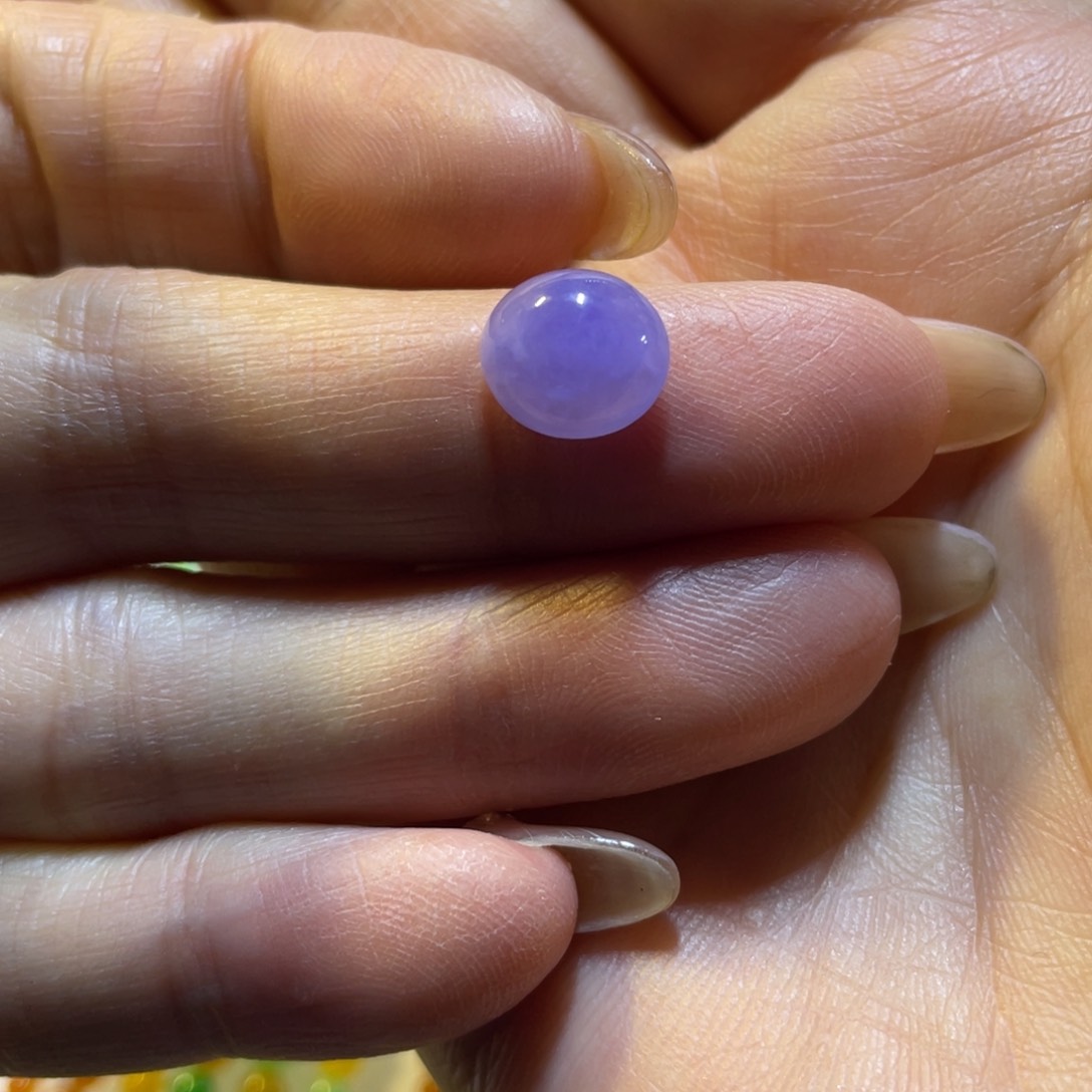 翡翠颈饰未镶嵌蛋面