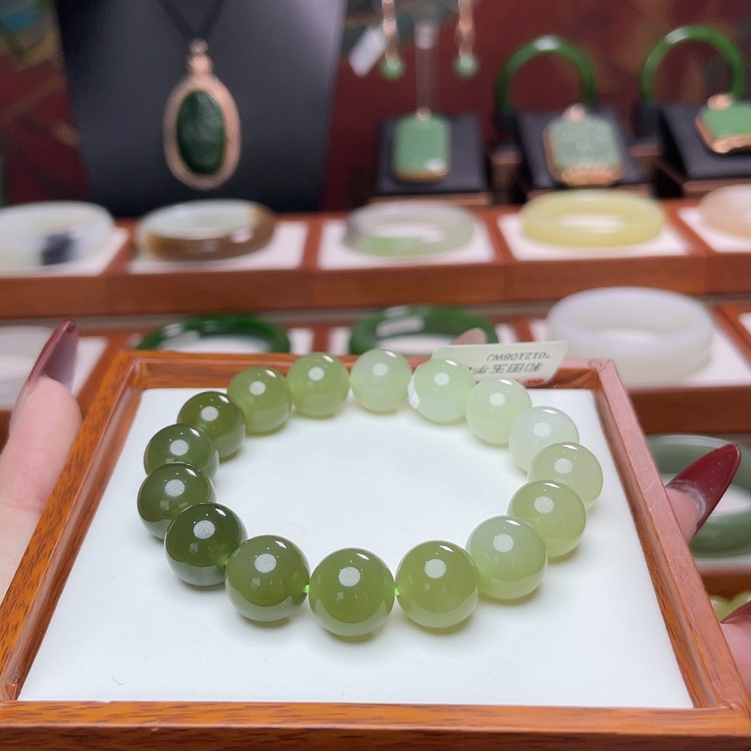 和田玉手串卡12未镶嵌