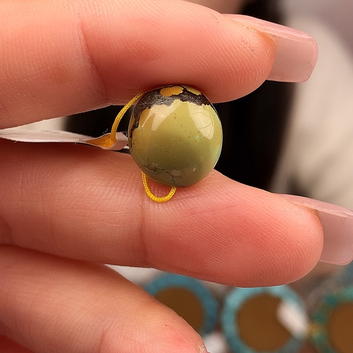 绿松石未镶嵌原矿