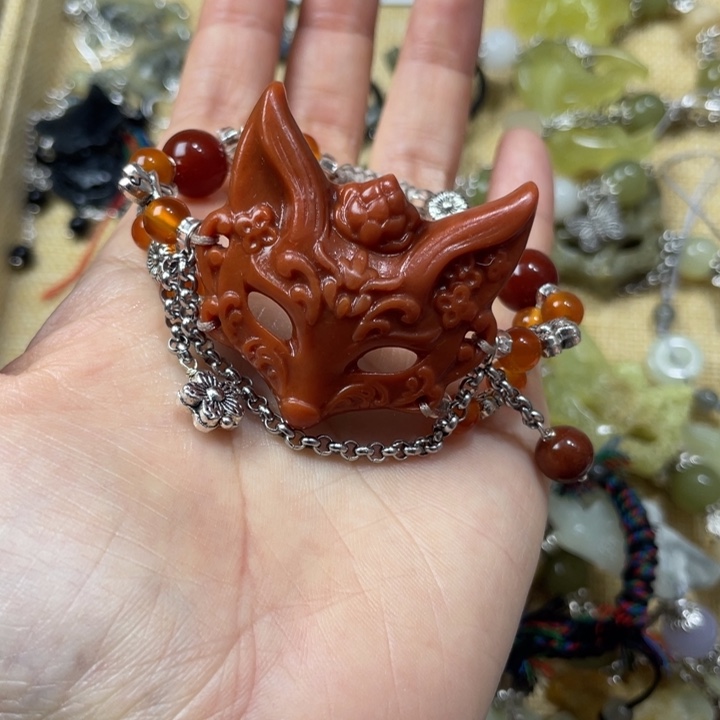 蛇纹石玉合金颈饰