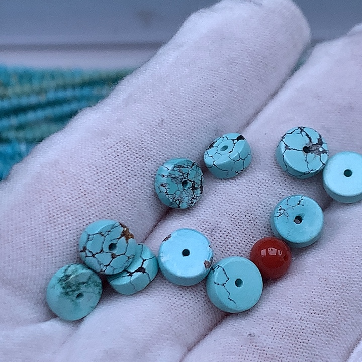 南红玛瑙未镶嵌珠宝奇石