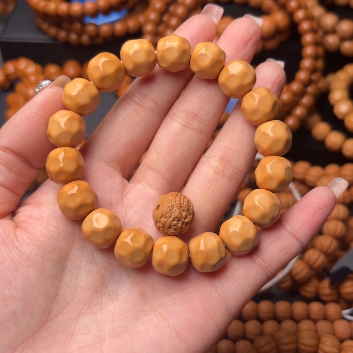 ღ***忆猴头核桃吊坠1111111111