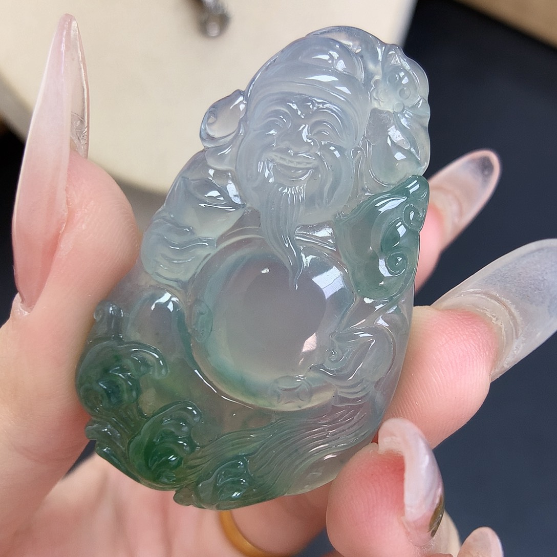 翡翠未镶嵌颈饰财神爷