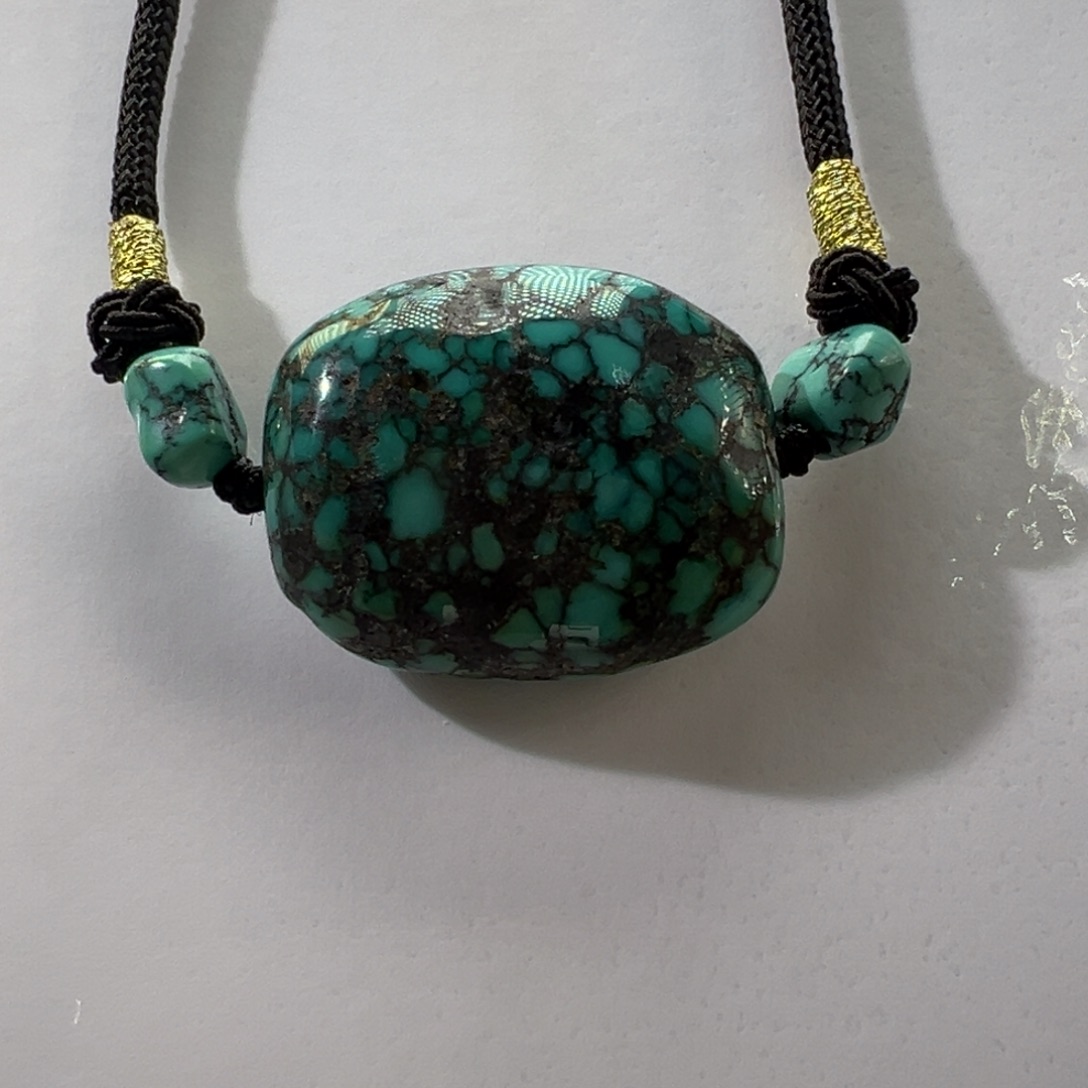 绿松石未镶嵌挂件