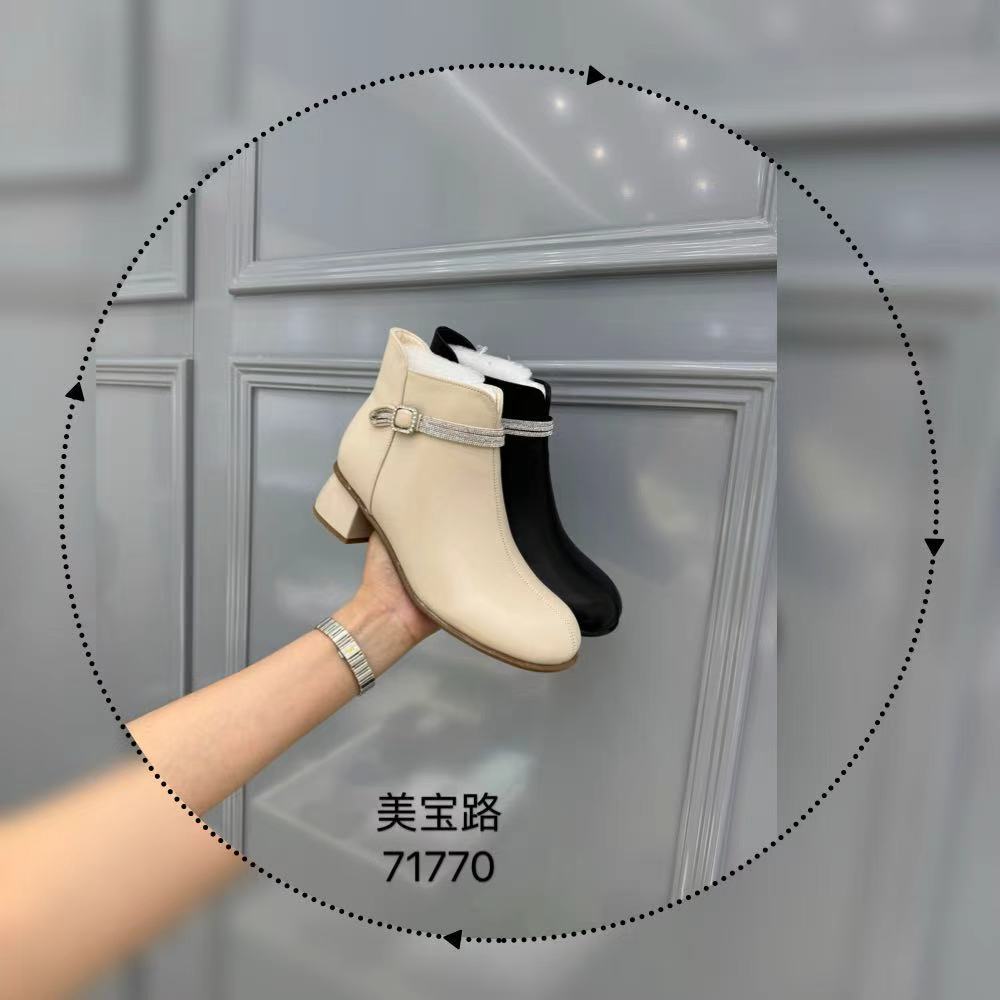 71770新款百搭时尚矮跟软底小短靴