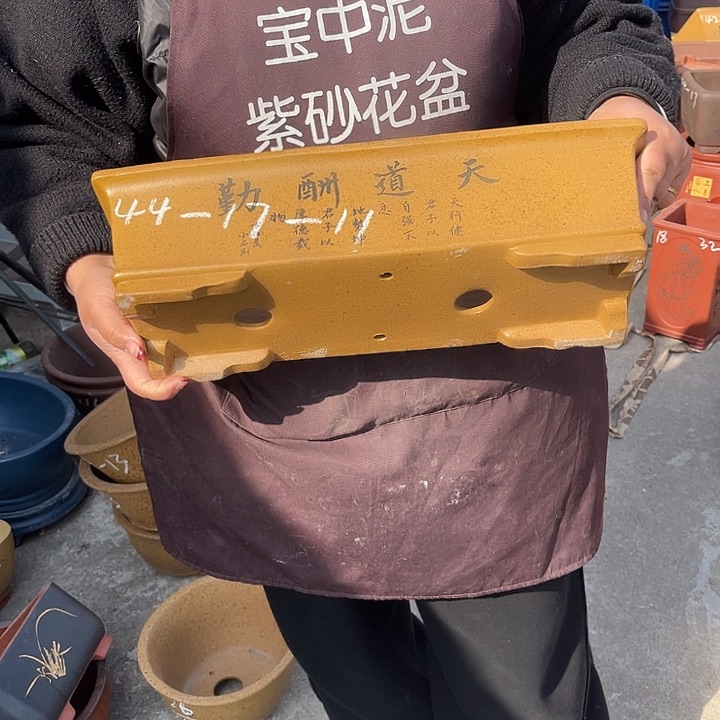 紫砂花盆紫色或紫色