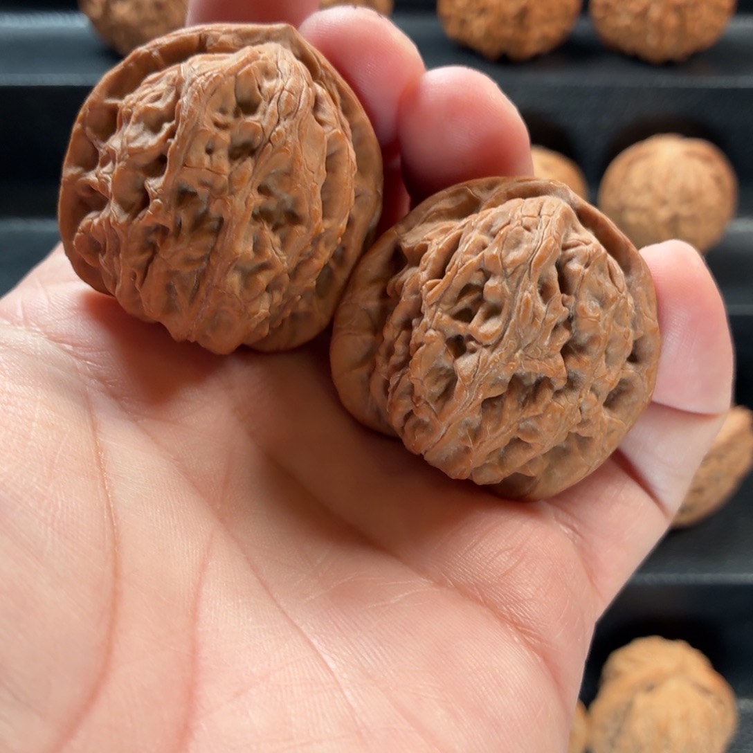 把件桃核野生原树吸金兽