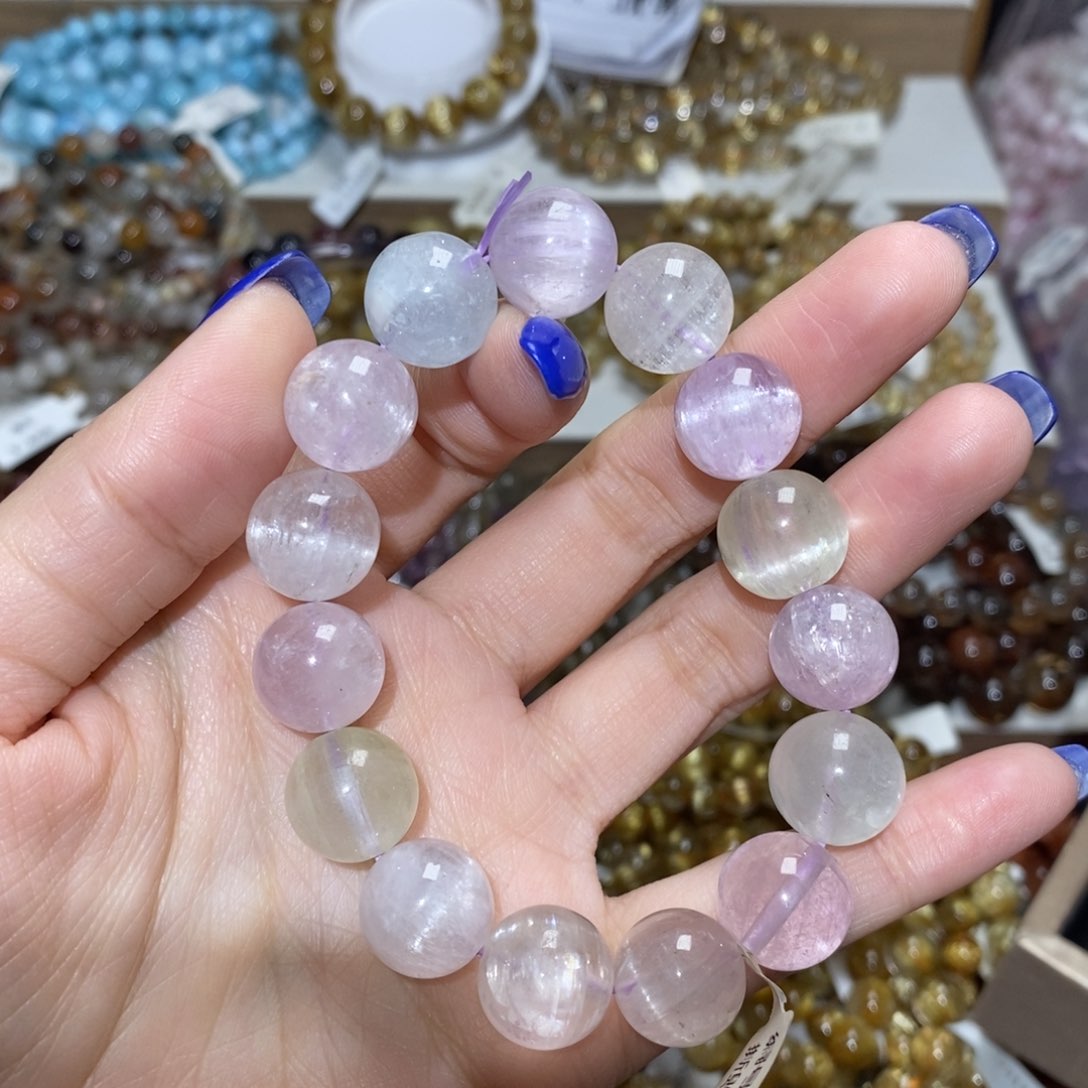 锂辉石手串未镶嵌胡****机手串