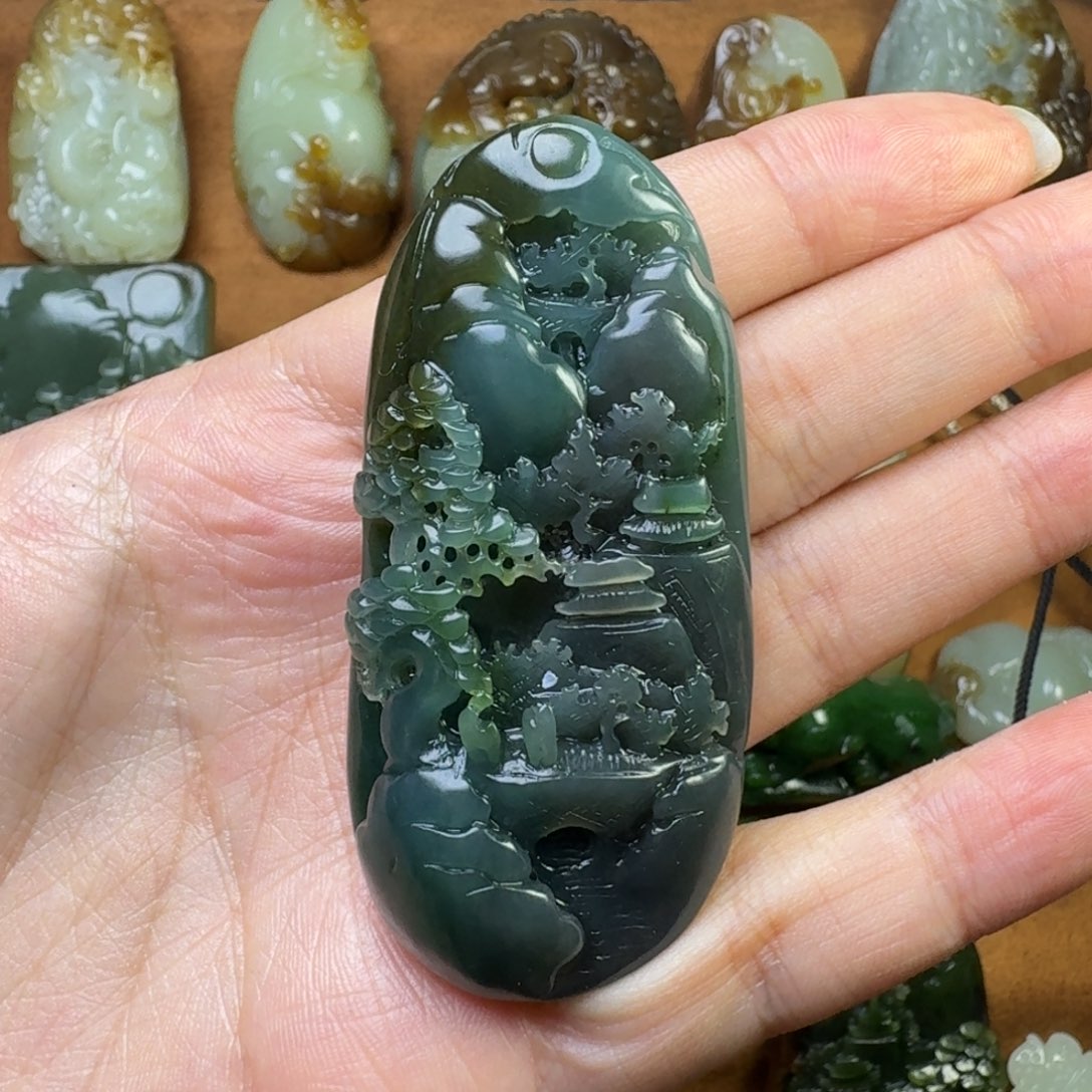 和田玉颈饰未镶嵌柠***@