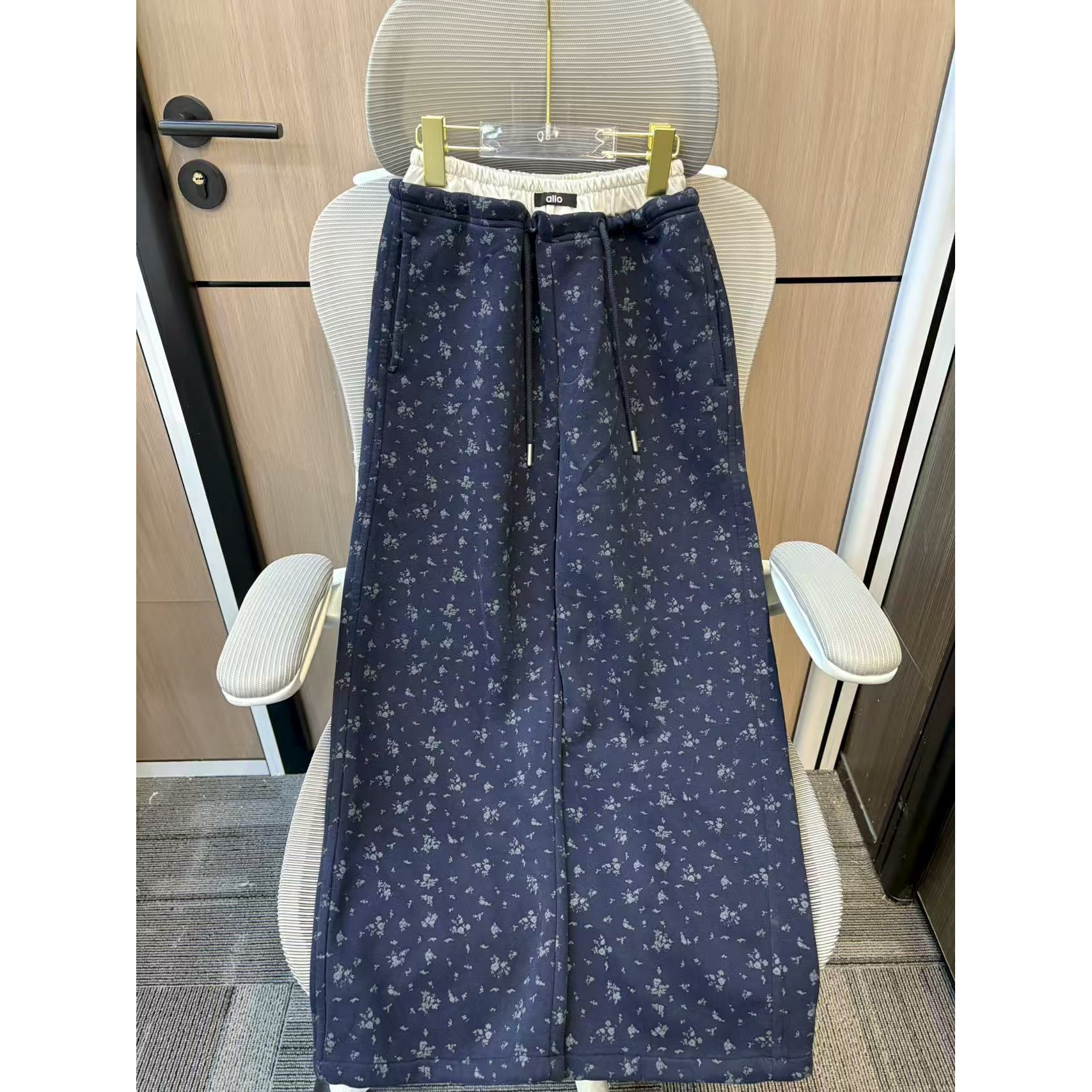 【现货】2025秋洋气小碎花拼接女童休闲卫裤 D651 651 P