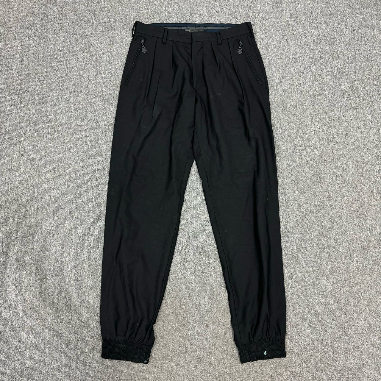 99新 VERSACE/范思哲 11594505 范思哲 黑色休闲裤 46码99新