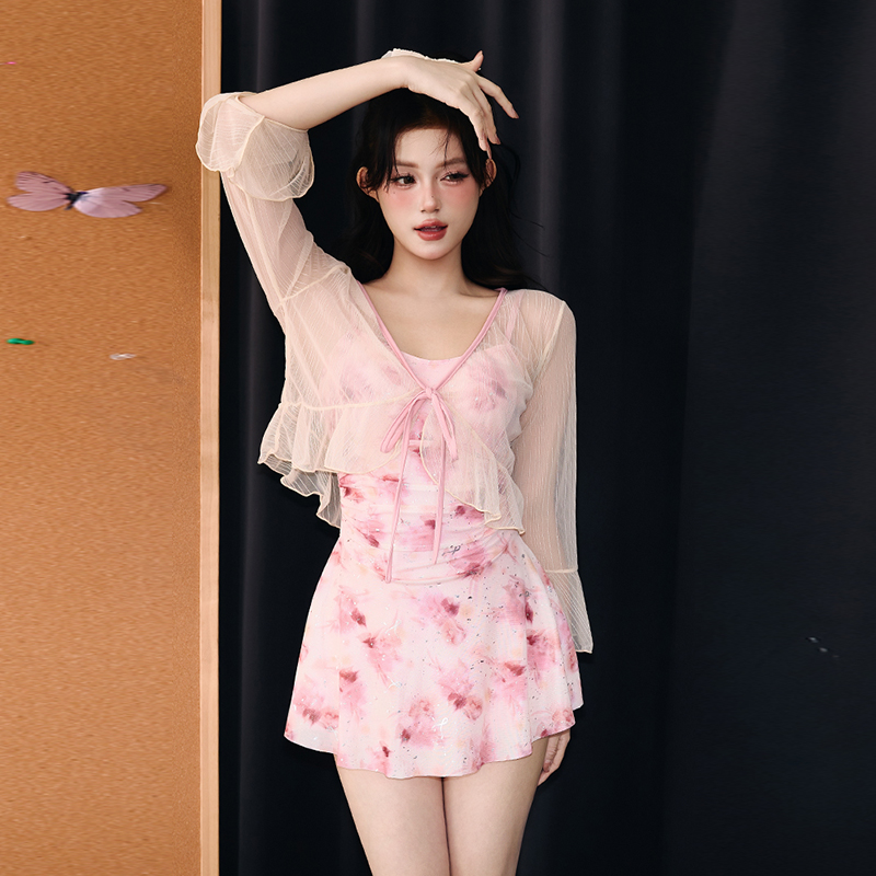 罗十安【桃之夭夭】新款粉色连体两件套显白显瘦温泉度假绝美泳衣女