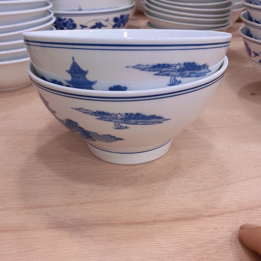 杜***遥岳阳楼七寸面碗面碗2只