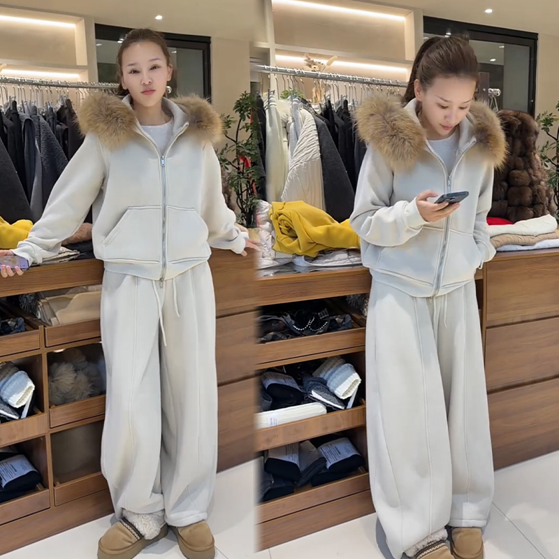 2025秋冬新款时尚显瘦气质网红高档套装女高级百搭宽松大码两件套