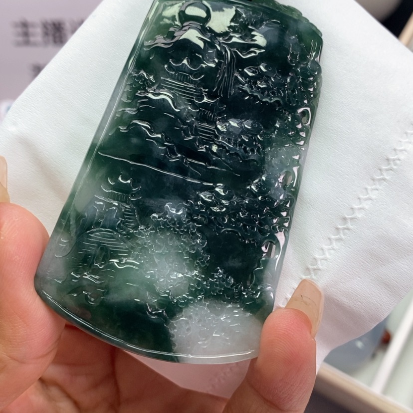 【闪购商品】翡翠颈饰未镶嵌翡翠