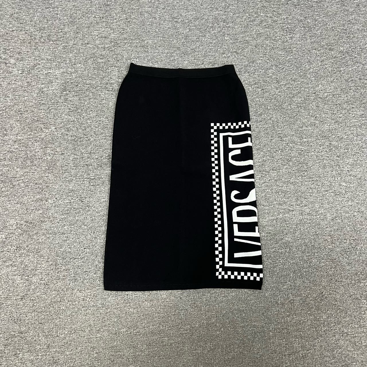 99新 AMIPARIS 范思哲 主线针织半身裙