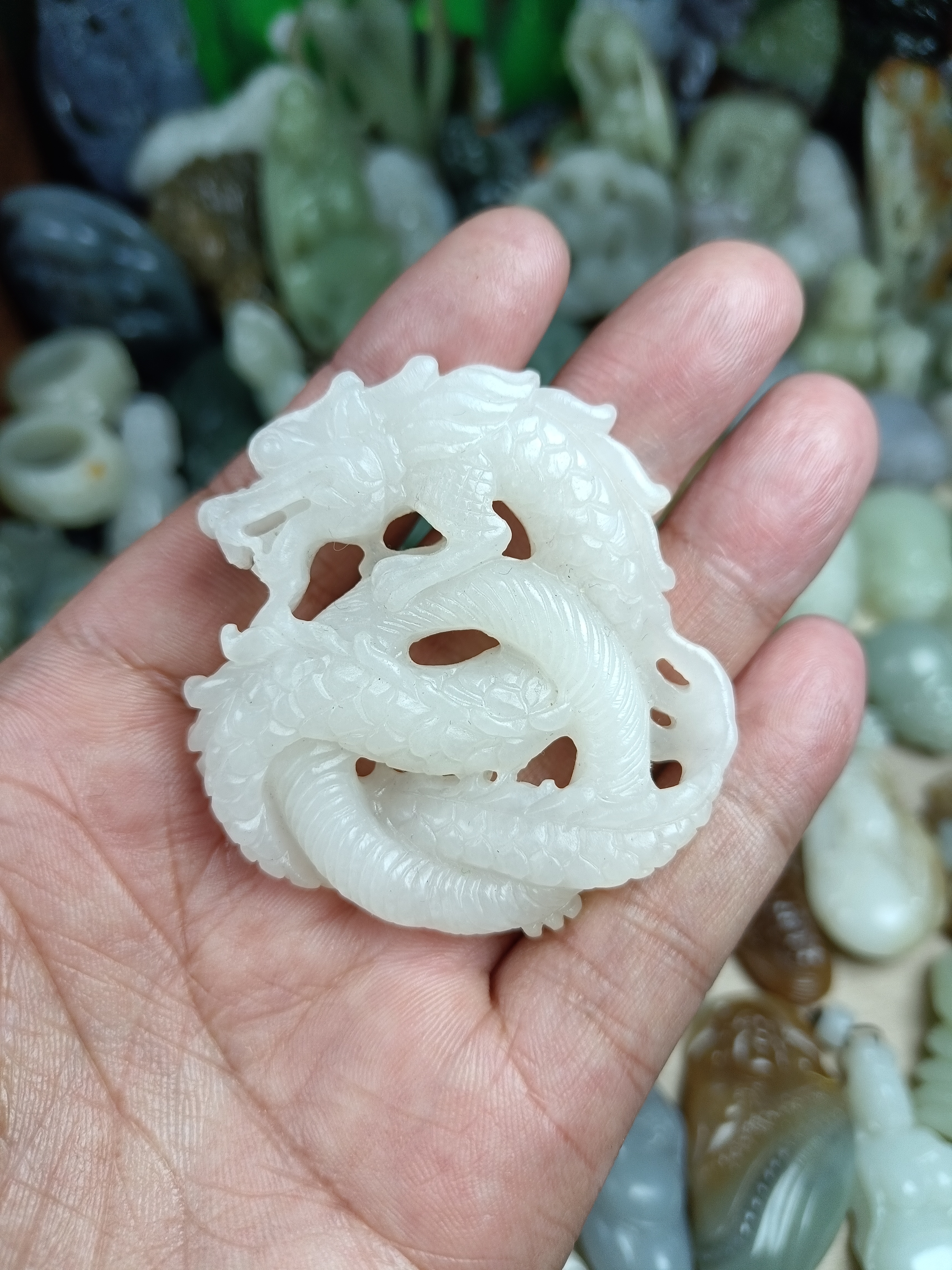 和田玉青海料白玉龙