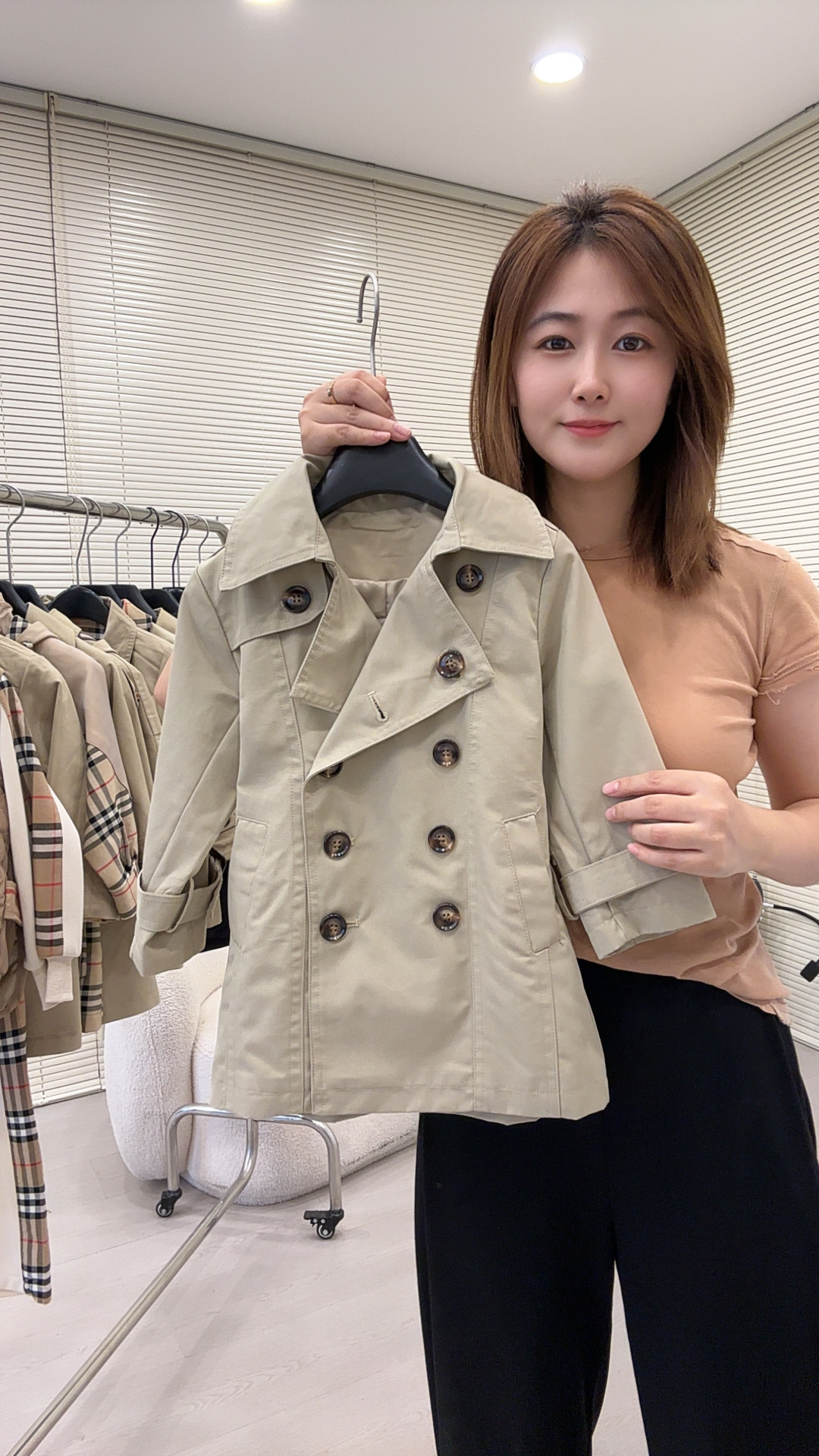 【潮童集合店】308儿童男童女童春秋时尚复古英伦风抗皱中长款风衣