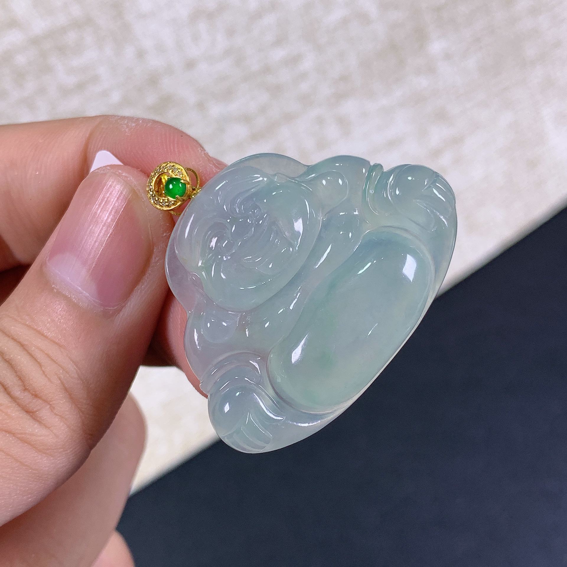 缅甸天然A货翡翠18k金镶嵌冰种胶润晴绿佛公吊坠34.8x38x6.3