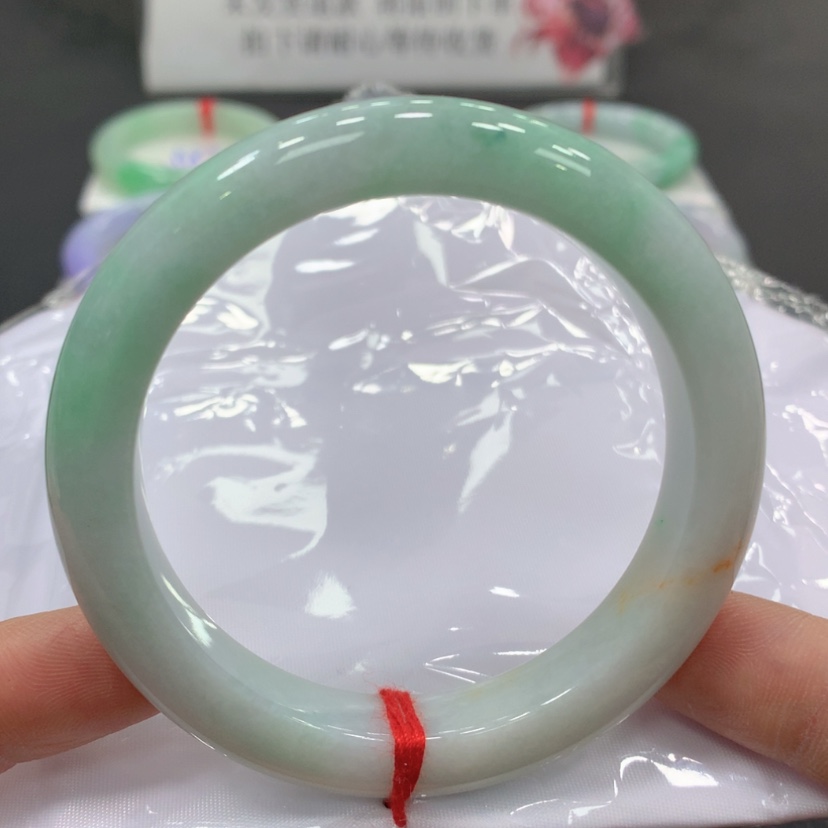 【闪购商品】翡翠手镯未镶嵌翡翠