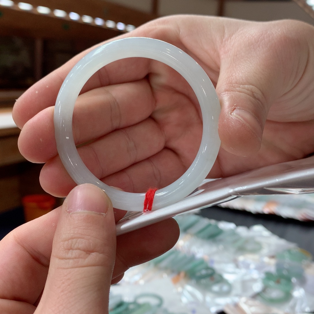 翡翠手镯未镶嵌肉*买断