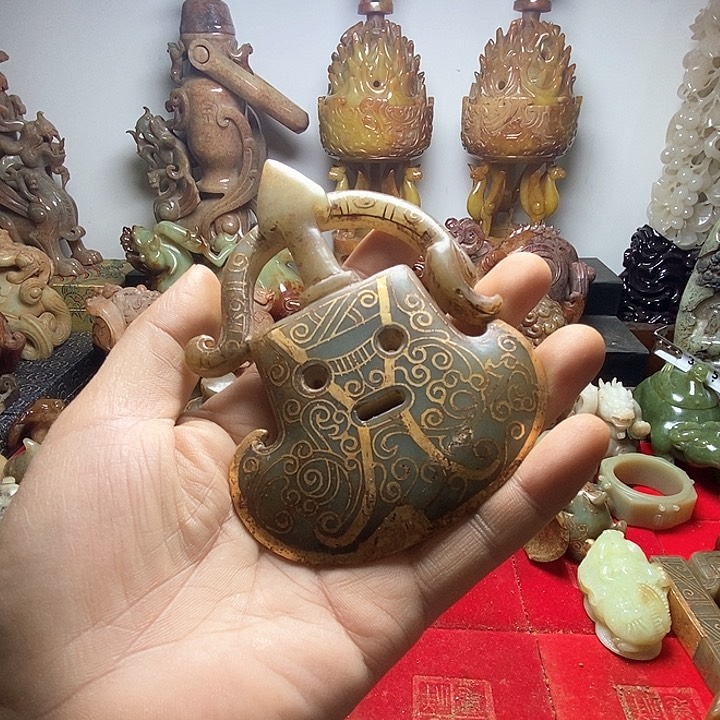 和田玉挂件未镶嵌