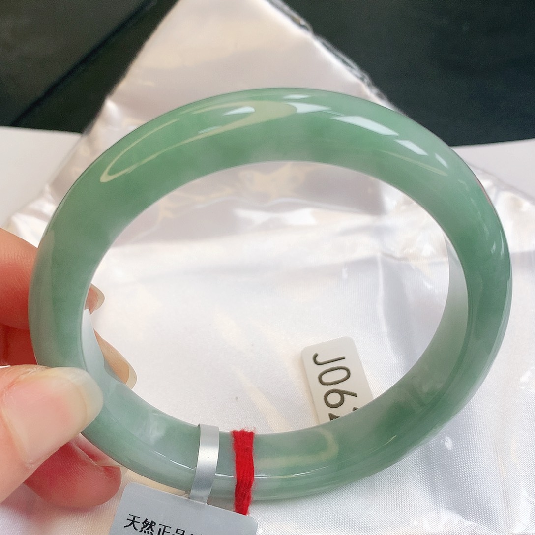 【闪购商品】翡翠手镯未镶嵌缅甸天然a货翡翠