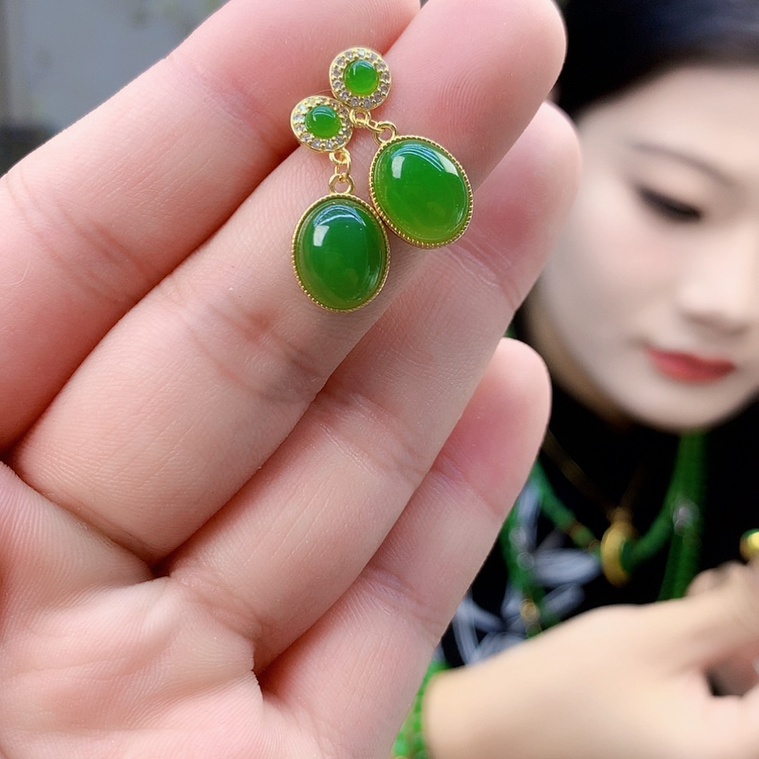 吊坠(不含链)银S925镶嵌和田玉（碧玉）耳钉