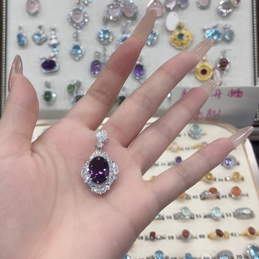 舟***远蛇纹石玉银S925镶嵌颈饰