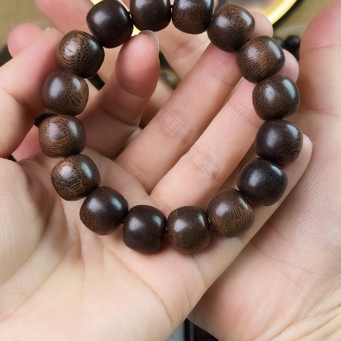 沉香手串富生红土玉化老料1.4