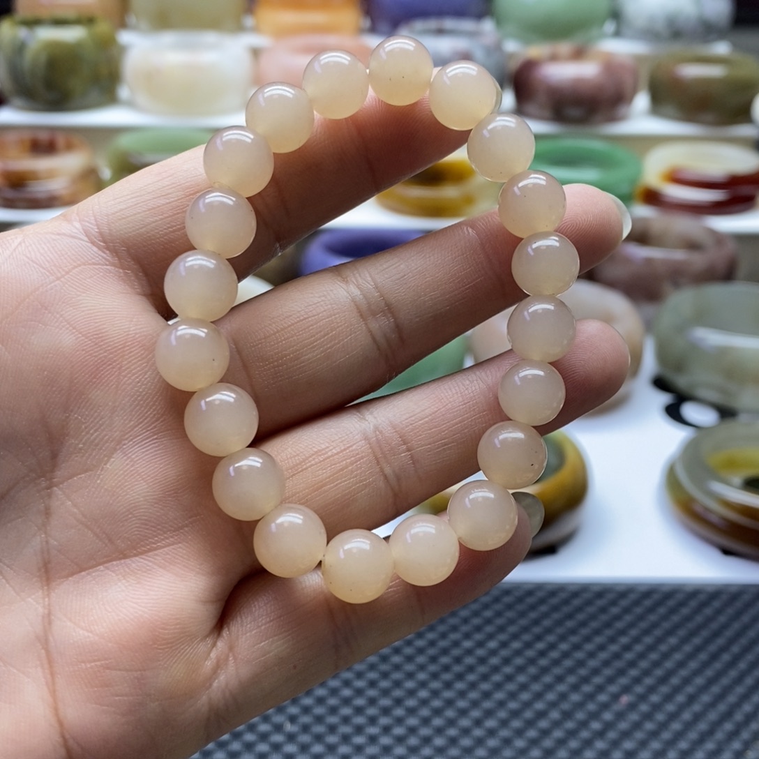 石英质玉未镶嵌手镯