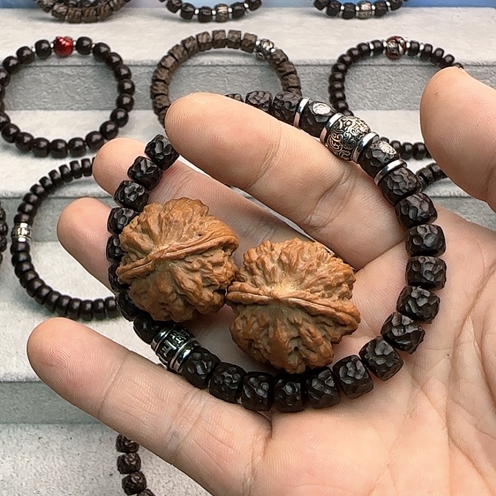 【闪购商品】手串椰蒂刘***°8无相双配饰核桃