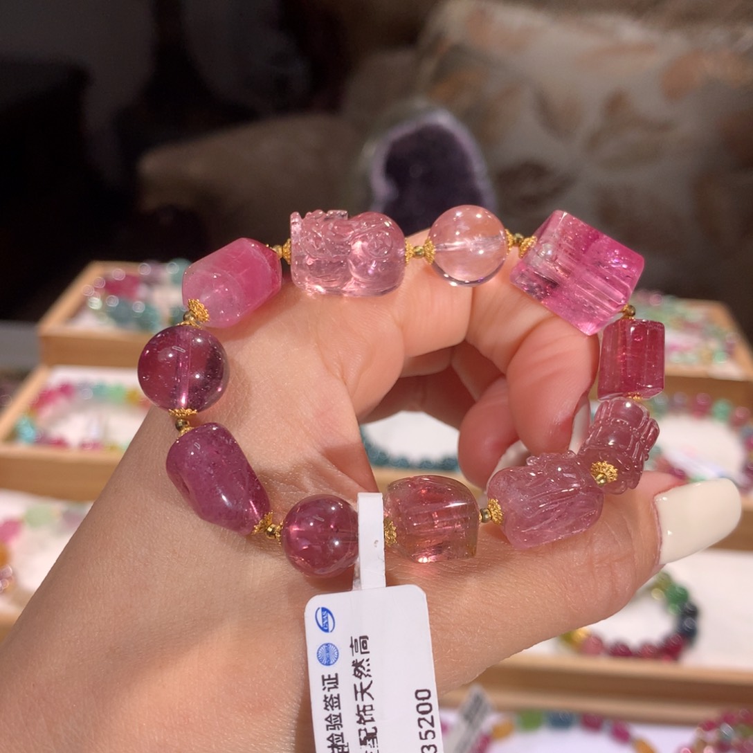 碧玺多样性发货一件未镶嵌