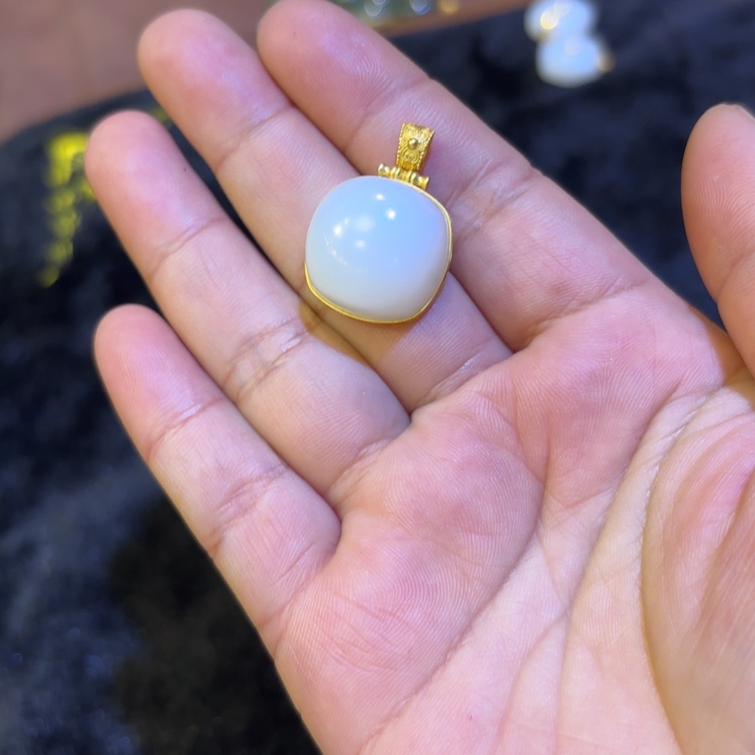 和田玉和田玉未镶嵌