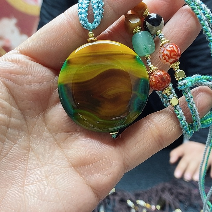 玛瑙/玉髓颈饰合金