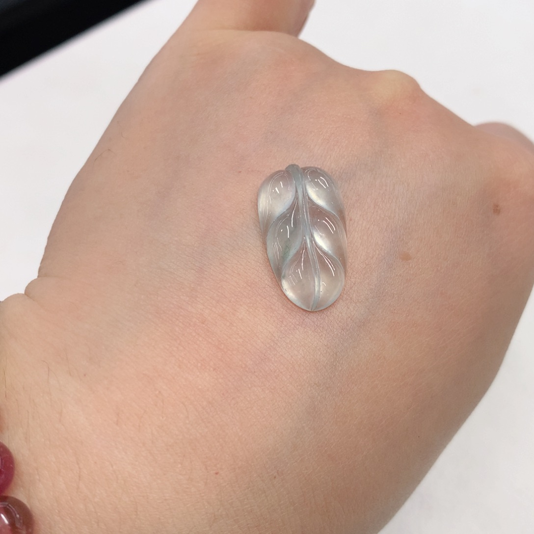 颈饰未镶嵌翡翠冰叶子