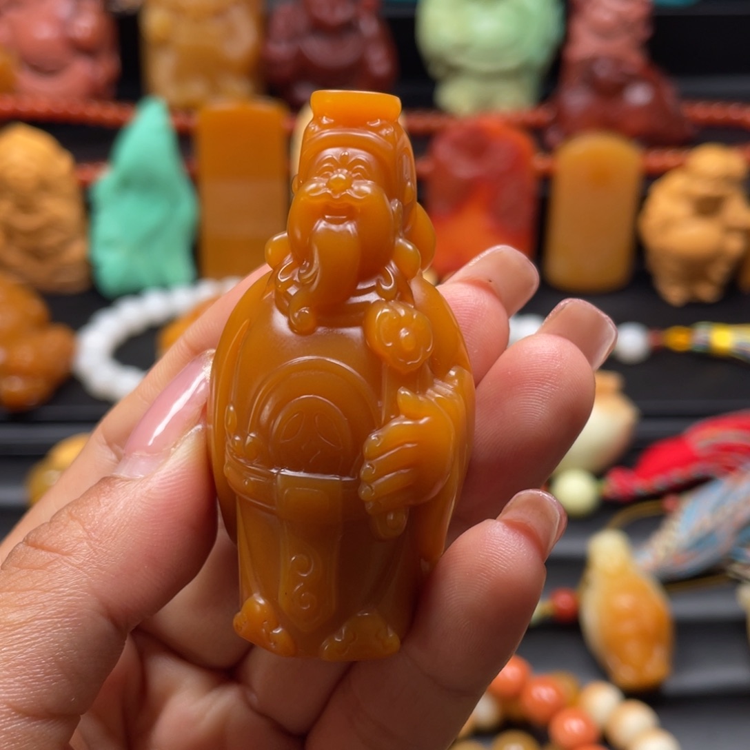石英质玉（缅黄）未镶嵌颈饰