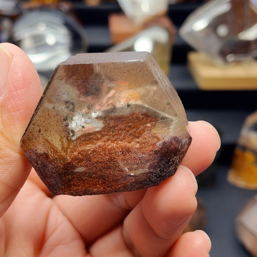 未镶嵌水晶大型摆件（非配饰）