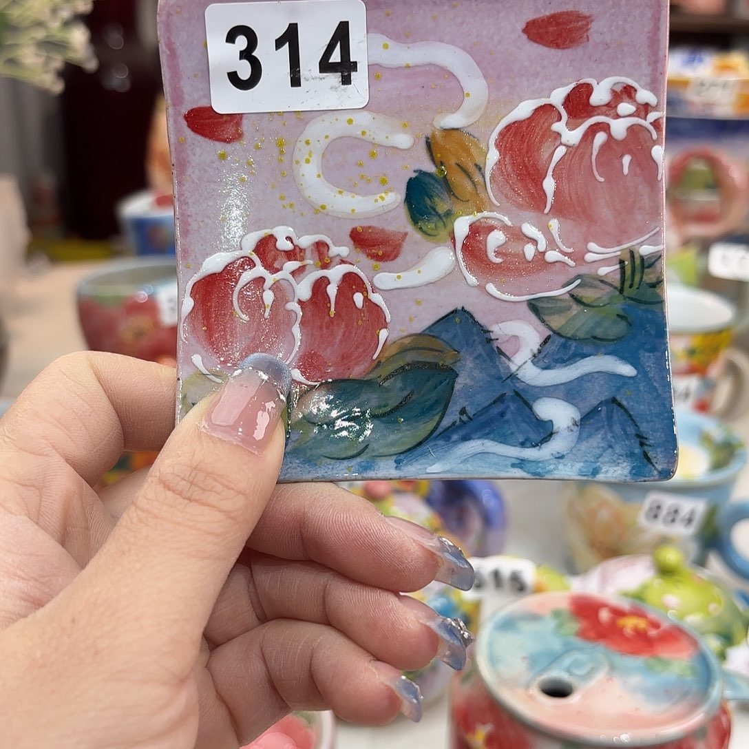 瓷片在这个社会也能遇到这种