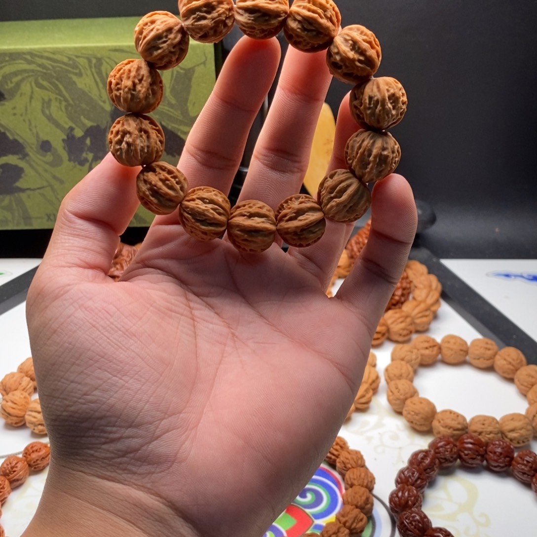 文玩核桃把件19矮桩京八棱