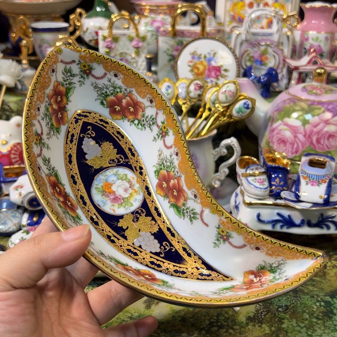 摆件鹿与海陶瓷家居用品有限公司