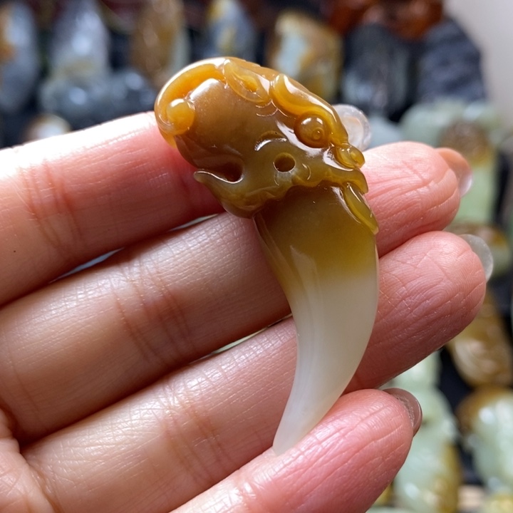 和田玉未镶嵌挂件