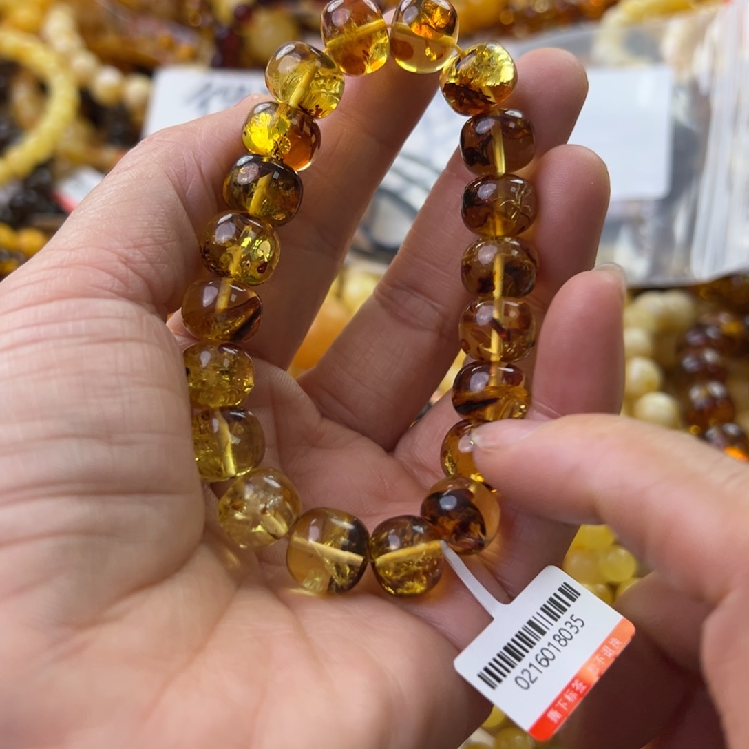 琥珀珠宝奇石未镶嵌