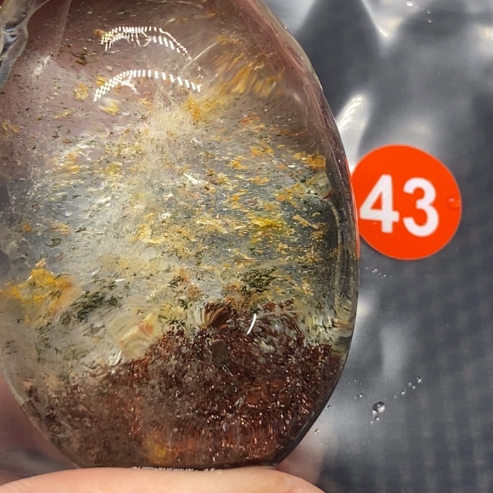 x***g水晶未镶嵌颈饰水晶