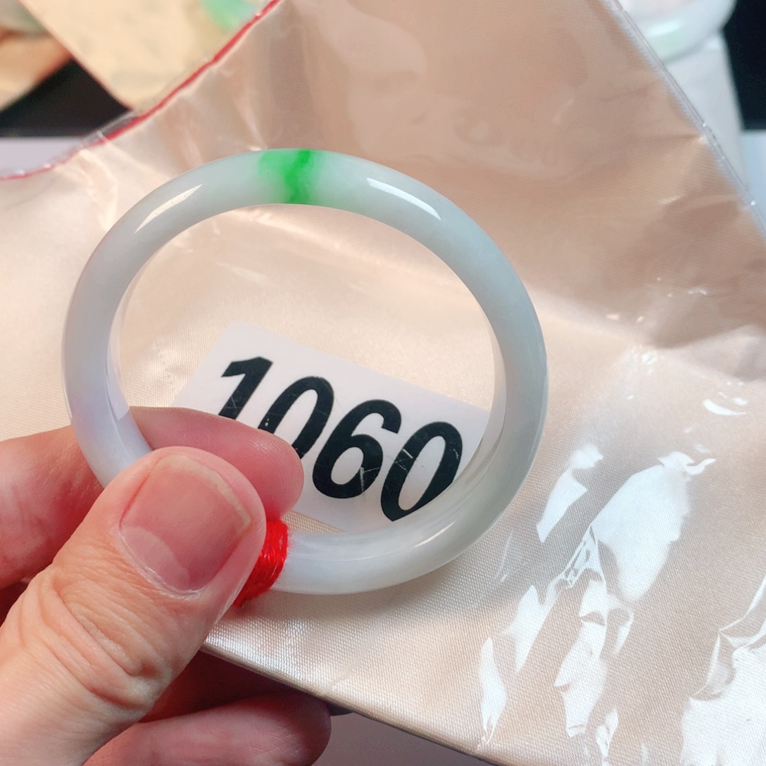 翡翠手镯未镶嵌翡翠手镯1060