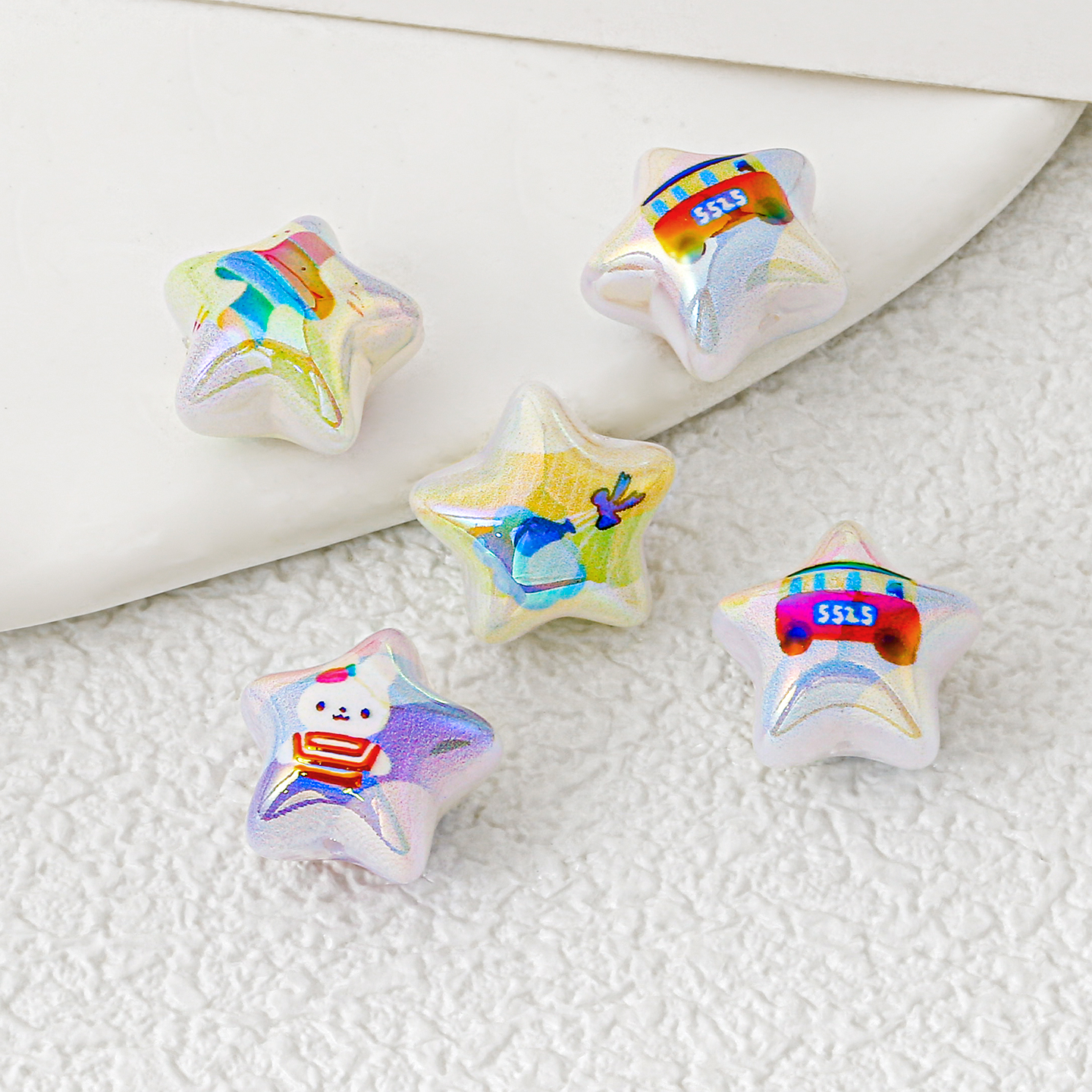 【饰界】实色卡通创意立体个性热气球ins1.8鼓面五角星17MMAH54可爱