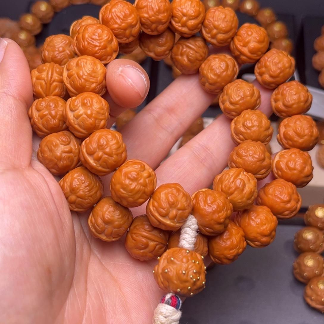 猴头核桃手串36颗金蟾手持送万毛刷