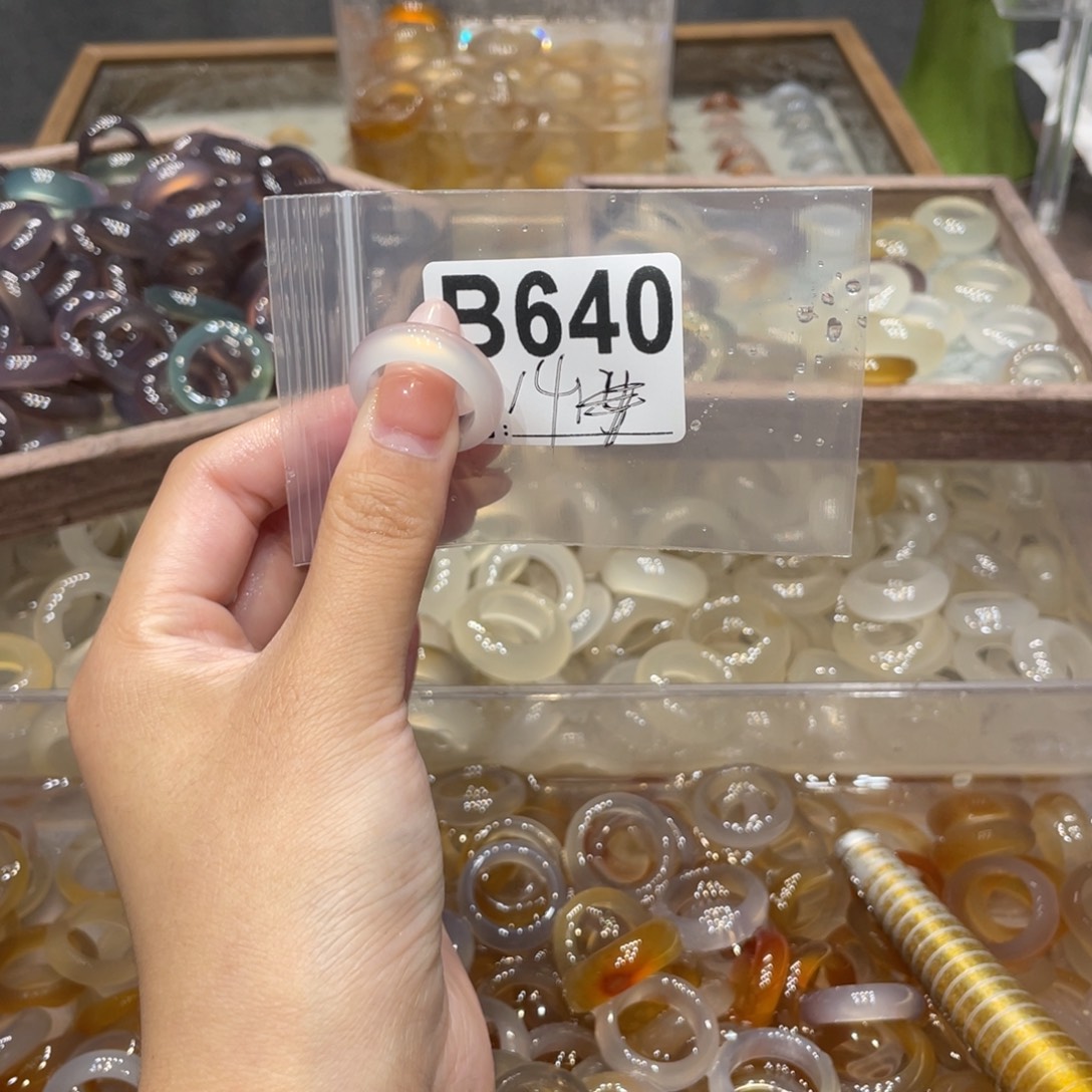 玛瑙/玉髓未镶嵌戒指640