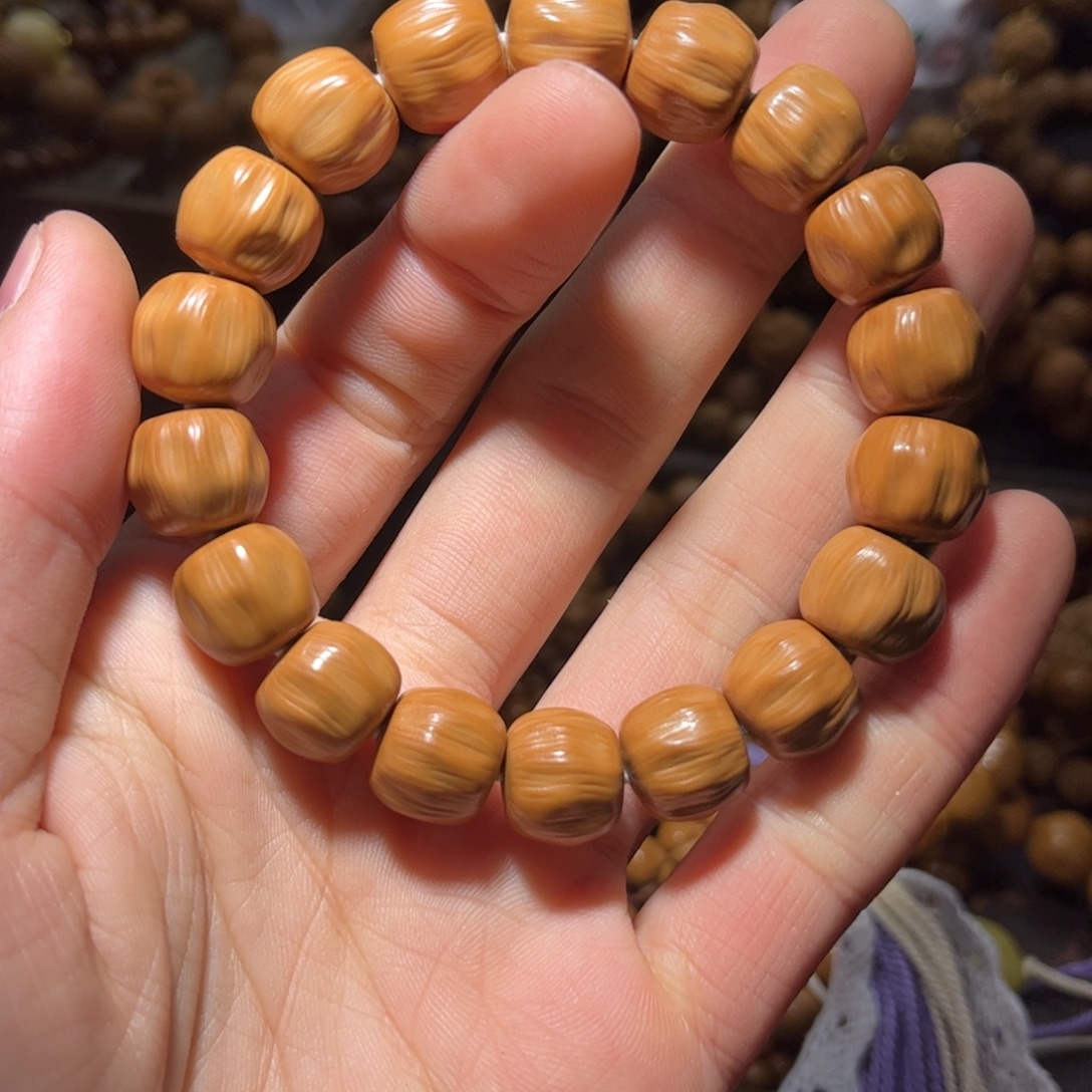 猴头核桃吊坠聚宝盆料泡芙奶酪全品无瑕无药